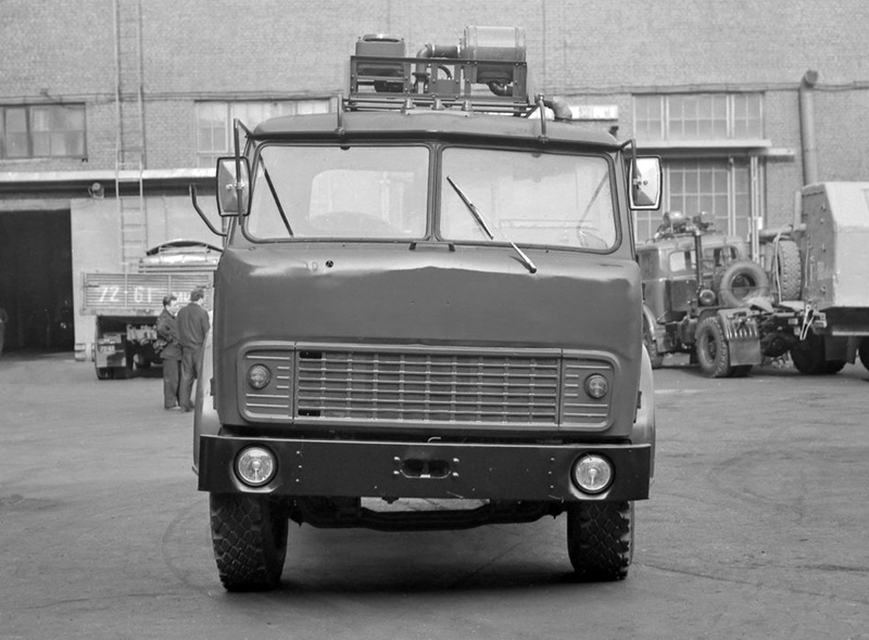 МАЗ-504В